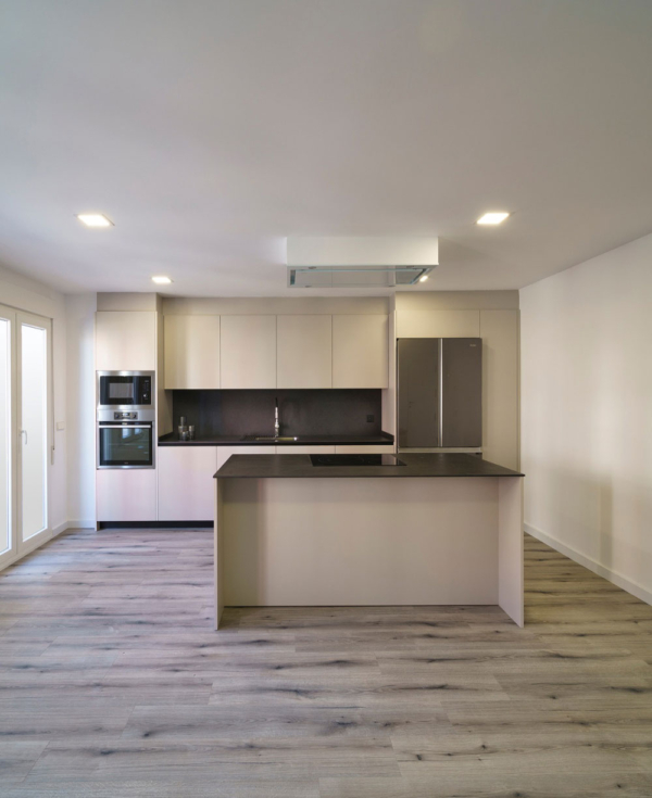 nou-domum-abril-2023-cocina-funcional-7